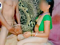 Hindi sexy videos devar ne mujhe pahali bar chodne me meri chut ki garmi dur kardiya chut me maal chubha Diya meri roboplx