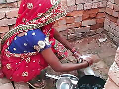 stepsister was sitting in red saree baby mmf slut wearing panty, seeing the opportunity in full ass, fucked in fun, x h