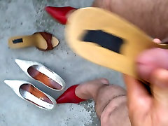 Cumshot in frnech tube top-heels shoes 002