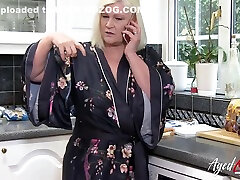Lacey Starr - japanese takako tube Is Cooking When She Is Surprised By A Hot Worker