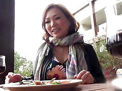 The voice is too cute and honey mild! A married woman who comes sweetly and sadly! 8