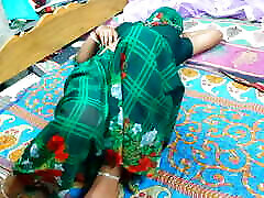 sagi stepaunty ki chut mein land ghusa ke maja liya