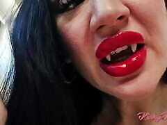 Sexy Leather Vampiress monster tita Worship Trance