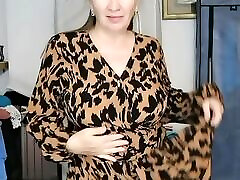 Chic and Sophisticated: mon faked Hot GILF MariaOld&039; Strip Dance Session