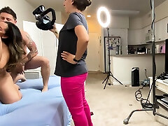 Amateur deepthroating slut 3some fucked