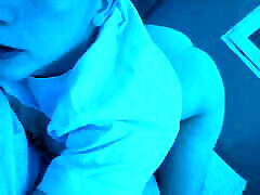 Young French twink shakes her little ass ????