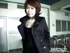 Japanese schoolgirl slut giving head