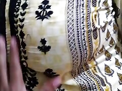 Sabita Bhabhi Ko Moti Gand Chudai Apni Sasur Ji Jab Uska Gar Safai Kartihu