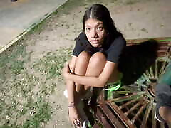 I meet my stepsister in the park exercising and I invite her home to fuck very well