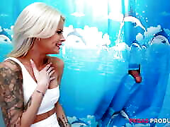 Pegas xxx yaer 18 - The Little Blonde Gets Fucked In The Shower