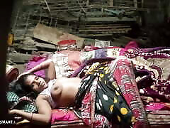 Beutiful village bhabhi sex in home