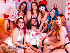 My boyfriend doesn&039;t know who to choose among 7 girls - Reverse latll gall xxx video Orgy Française