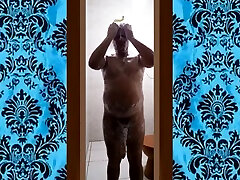 Meu Banho Gostoso Com o Pau Duro 014