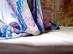 Desi 25-year-old slim chech village girl Geeta Bhabhi masturbation video, Geeta9905 unzipped the purple blouse and saari an