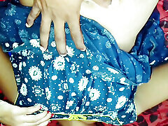 Bhaiya ne Suman bhabhi ke chut chod ke nighty me mall gira diya.indian duck message village pregnant wife ki hard african sax videos hindi video