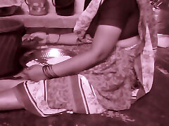Desi wife handjob in boy friend cock