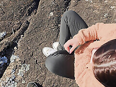 Husband didn&039;t want to accompany his wife to the viewpoint, so I, the tour guide, fucked her hot ass