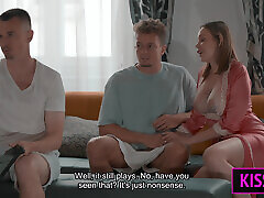 S5e3: Why Matthew Meier Fuck Hot MILF While Step Son Was in Share Bed with Step Mom?