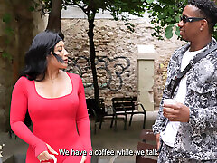 Colombian gets fucked by a BBC she finds in Barcelona - Mariana Martix & Jesus Reyes