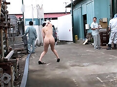 Tiny Japanese babe hardcore spitroasted