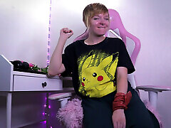 She&039;ll Buy You Baldur&039;s Gate if You Jerk off for Her