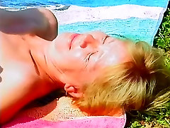 Hot 60 16 Ludmila