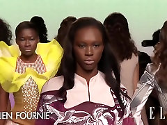 Nude Fashion Week Julien Fournie