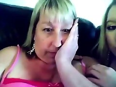 Mother and not her daughter - webcam fun with this couple