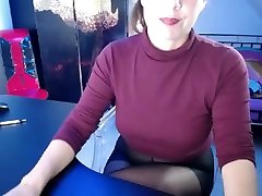 Hot milf pantyhose and squirt show