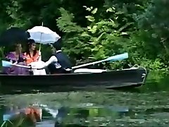 FFM arabic mistress egyptian feet worship in a boat