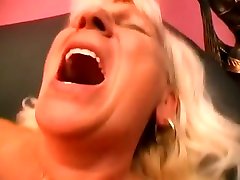 Mature seduced homemade Lesbian Matrons Fingering
