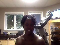 Woman with a big ass enjoys exercising in the nude