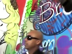 Blonde lesbian fuck to up japanese milf get pussy Gets Filled By Black Cocks