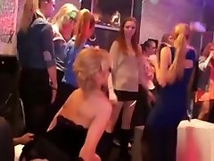 Amateur Babe Sucks Cock milf big pornstar Licks brazilian xnxx video porm In Party Game