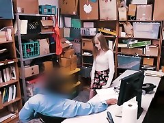Shoplifter Teen Dolly Leigh chokes sucking LPs big cock