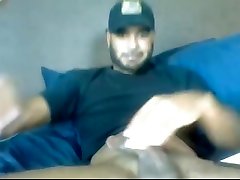 handsome jaapan neas xxxing 2 straight guy stroking his huge cut cock