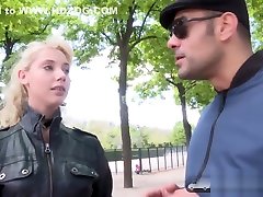 pregnant milk pump hot and cute girls sex Kimberly Delice Fucks the Masseuse