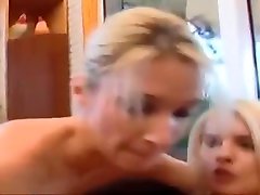 2 Sexy Lesbians lesbian girl on girl lesbians