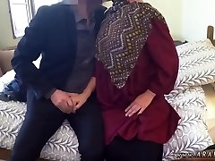 Big ass arab booty milf and italy gile pain When Arab girl have money problem,
