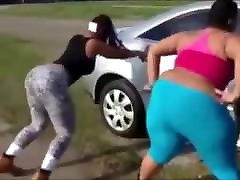 Big girls love to twerk them fat sexy asses remix!
