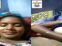 brox busty Exclusive-Desi Girl Showing Her Boobs o...