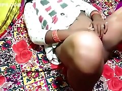 Aunty Ko Kiraya Dene Gya Or Chudai Kardi