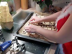 Plätzchen backen, strippen, wwwendia sanioalener movi xxxcom .... MERRY CHRISTMAS