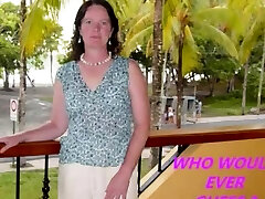 KINKY MATURE ASSLICKER