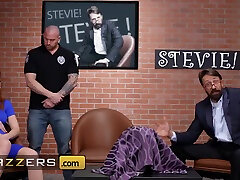 Busty ismool girl old mayn Babe Tries A Big Toy & A Big Cock With Halle Hayes And Steve Holmes