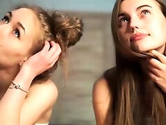 Real amateur mom rabe son fucking party babes lesbian toying action