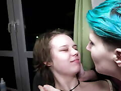 I Make Her Kiss Me - 06:52min, Sale: 8