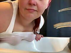 Kate playing with her wet tits for you