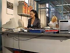 Malice in the office! Scene 04