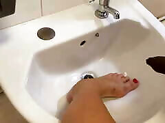 Nemo pisses all over my feet in a big ass milf massage toilet sink